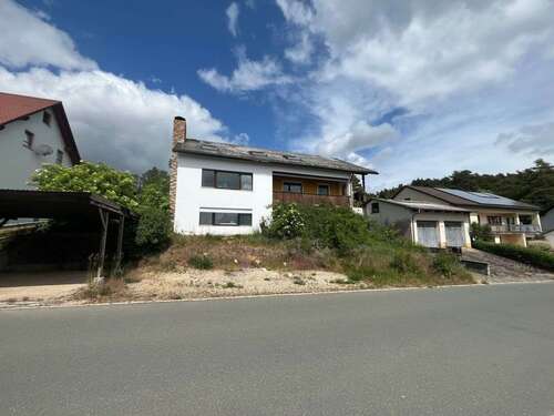 Foto - Haus zum Kaufen in Auerbach in der Oberpfalz 245.000,00 € 365 m²