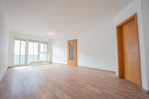 Foto - Wohnung zum Mieten in Schwabach 700,00 € 74.99 m²
