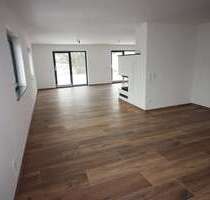 Haus zum Mieten in Metten 2.800,00 € 225 m²