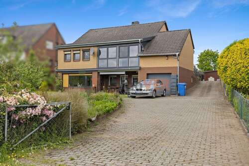 Foto - Haus zum Kaufen in Langwedel 378.000,00 € 210.49 m²
