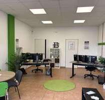 Büro in Kaarst 630,00 € 53 m² - 630,00 EUR Kaltmiete, ca.  53,00 m² in Kaarst (PLZ: 41564)