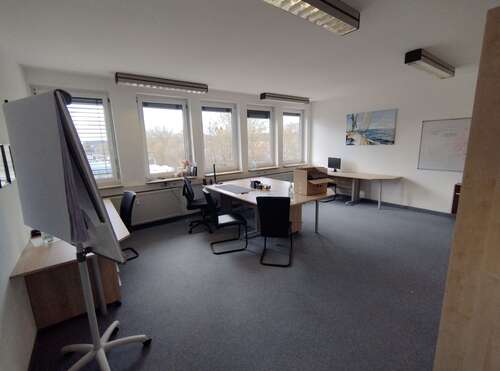 Foto - Büro in Mögglingen 1.450,00 € 305 m²