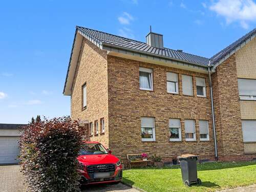 Foto - Haus zum Kaufen in Geilenkirchen 425.000,00 € 107.19 m²
