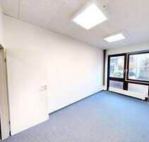 Büro in Hamburg 587,00 € 17 m² - 587,00&nbsp;EUR Kaltmiete, ca.&nbsp; 17,00&nbsp;m&sup2; in Hamburg (PLZ: 22085)