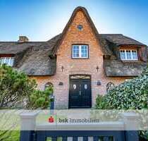 Haus zum Kaufen in Wenningstedt-Braderup (Sylt) 2.850.000,00 € 151.48 m²