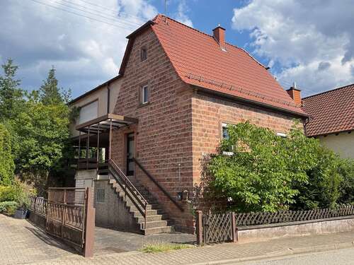 Foto - Haus zum Kaufen in Ramstein-Miesenbach 295.000,00 € 168.5 m²