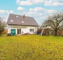 Haus zum Kaufen in Roding 225.000,00 € 142.09 m² Haus zum Kaufen in Roding 225.000,00 € 142.09 m²