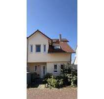 Haus zum Kaufen in Linkenheim-Hochstetten 565.000,00 € 133 m²