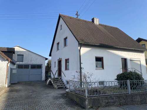 Foto - Haus zum Kaufen in Waidhaus 175.000,00 € 146.8 m²