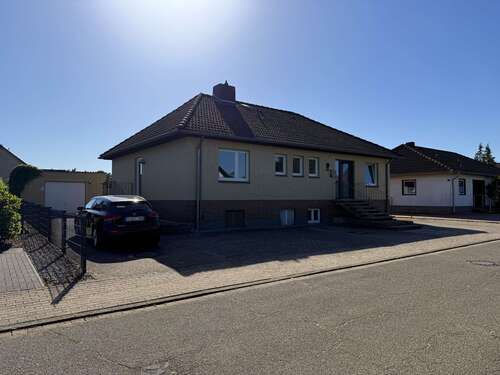 Foto - Haus zum Mieten in Faßberg 1.200,00 € 203 m²