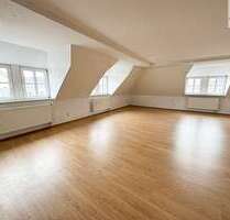 Wohnung zum Mieten in Lößnitz 526,00 € 90.62 m²