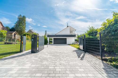 Foto - Haus zum Kaufen in Rutesheim 1.249.500,00 € 250 m²