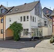 Haus zum Kaufen in Külsheim 299.000,00 € 245 m²