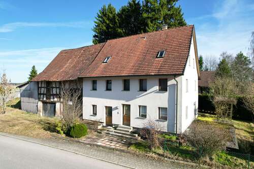 Foto - Haus zum Kaufen in Wald 249.000,00 € 197.31 m²