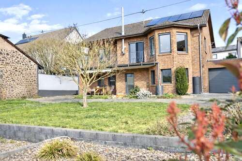 Foto - Haus zum Kaufen in Saffig 549.000,00 € 162 m²