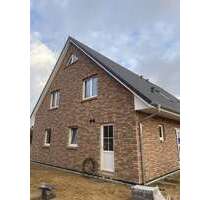 Haus zum Mieten in Rellingen 2.118,00 € 125 m²