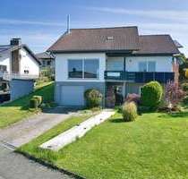 Haus zum Kaufen in Lahnau Waldgirmes 619.000,00 € 215 m² - Lahnau / Waldgirmes