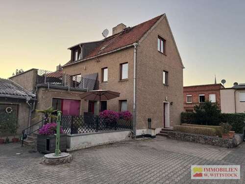 Foto - Haus zum Kaufen in Putlitz 210.000,00 € 175 m²