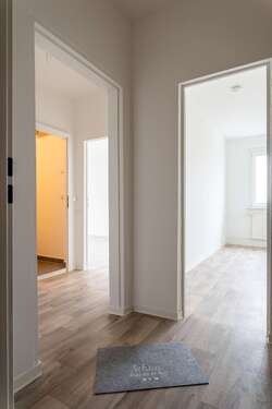 Foto - Wohnung zum Mieten in Schönebeck 285,42 € 47.57 m²