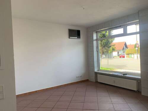 Foto - Wohnung zum Mieten in Oberstimm 420,00 € 30 m²