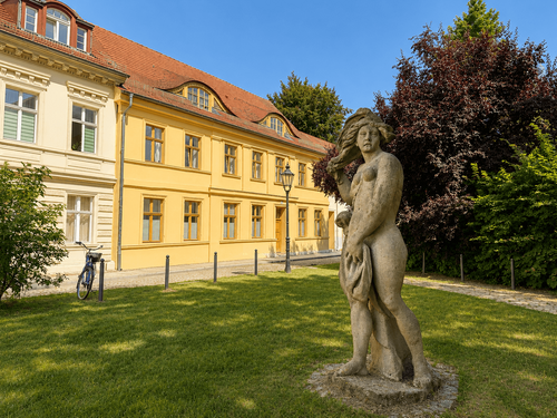 Foto - Wohnung zum Mieten in Brandenburg an der Havel 607,68 € 50.64 m²