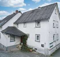 Haus zum Kaufen in Aßlar 189.000,00 € 186.35 m²