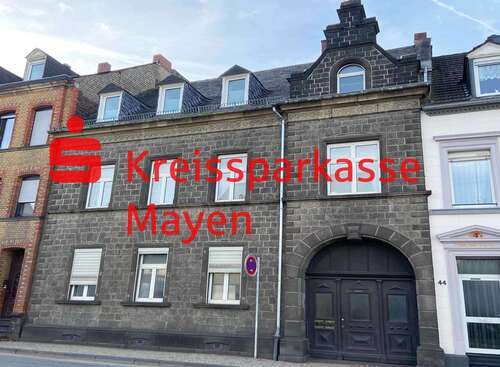 Foto - Haus zum Kaufen in Mayen 289.000,00 € 254 m²