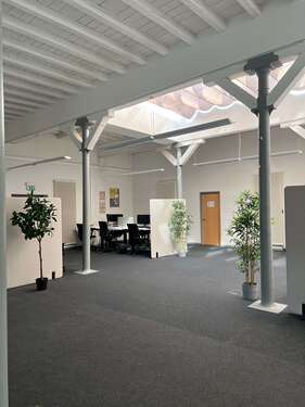 Foto - Büro in Delmenhorst 2.475,00 € 353.55 m²