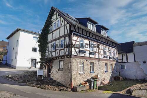 Foto - Haus zum Kaufen in Höhr-Grenzhausen 250.000,00 € 163 m²