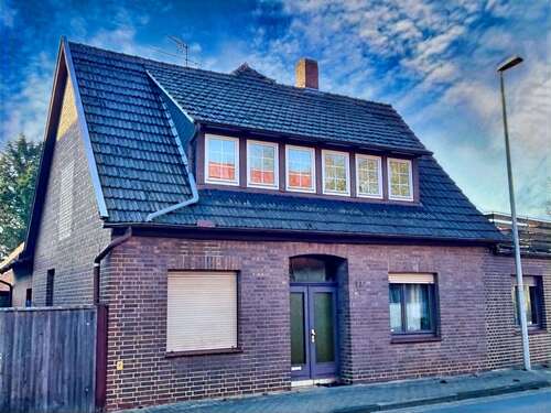 Foto - Haus zum Kaufen in Uchte 136.000,00 € 150 m²