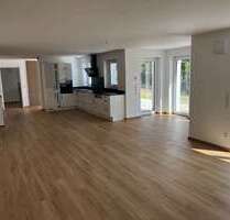 Wohnung zum Mieten in Adelsdorf 1.600,00 € 123 m²