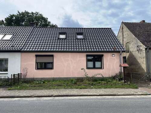 Foto - Haus zum Kaufen in Siedenbollentin 53.000,00 € 81 m²