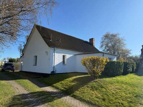 Foto - Haus zum Kaufen in Klein Ernsthof 389.000,00 € 185 m²