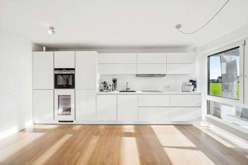 Foto - Wohnung zum Kaufen in Düsseldorf 998.000,00 € 189 m²