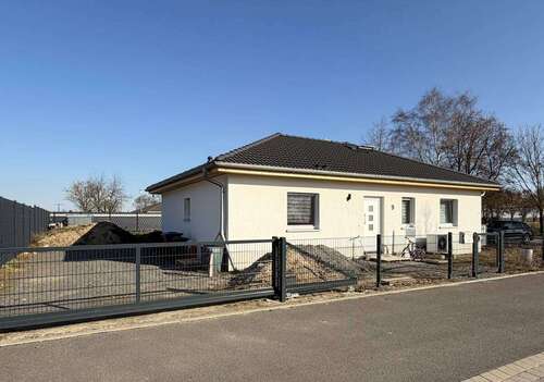 Foto - Haus zum Kaufen in Sandersdorf-Brehna 395.000,00 € 120.1 m²