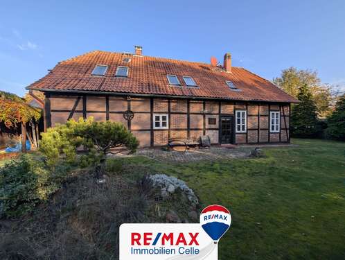 Foto - Haus zum Kaufen in Wathlingen 149.000,00 € 166 m²