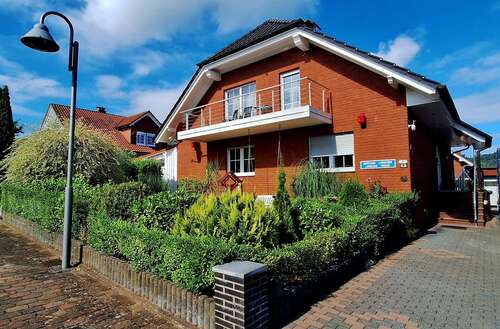 Foto - Haus zum Kaufen in Eschershausen 270.000,00 € 250 m²