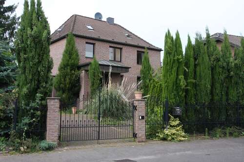 Foto - Haus zum Mieten in Ratingen 2.999,00 € 194 m²