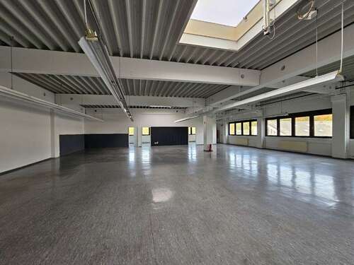Foto - Büro in Aschaffenburg 11.109,83 € 1481.31 m²