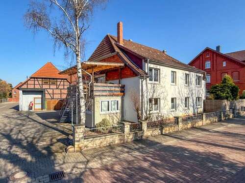 Foto - Haus zum Kaufen in Laatzen Oesselse 369.000,00 € 316 m²