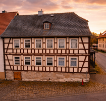 Haus zum Kaufen in Heldburg 69.000,00 € 150 m²