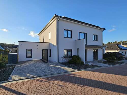 Foto - Haus zum Kaufen in Weiden 869.000,00 € 235.09 m²