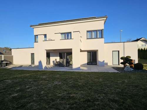 Foto - Haus zum Kaufen in Weiden 895.000,00 € 235.09 m²