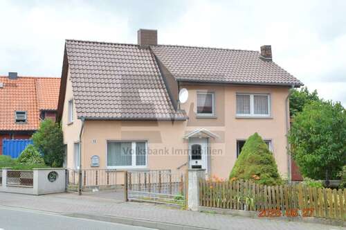 Foto - Haus zum Kaufen in Oebisfelde Breitenrode 109.000,00 € 124 m²
