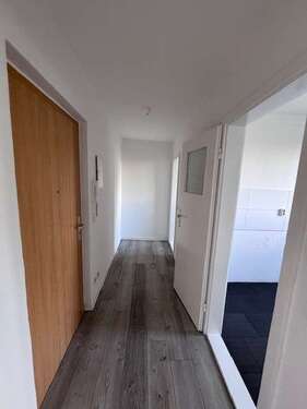 Foto - Wohnung zum Mieten in Roßwein 200,00 € 31.6 m²