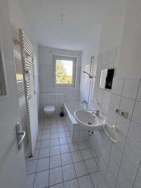 Foto - Wohnung zum Mieten in Roßwein 200,00 € 31.6 m²