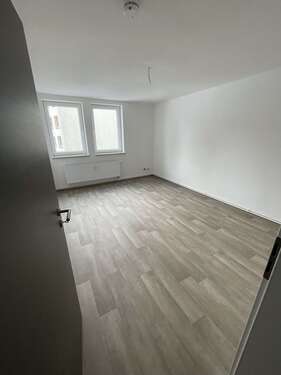 Foto - Wohnung zum Mieten in Aue-Bad Schlema 338,22 € 56.37 m²
