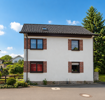 Haus zum Kaufen in Königsee 119.500,00 € 161.7 m²