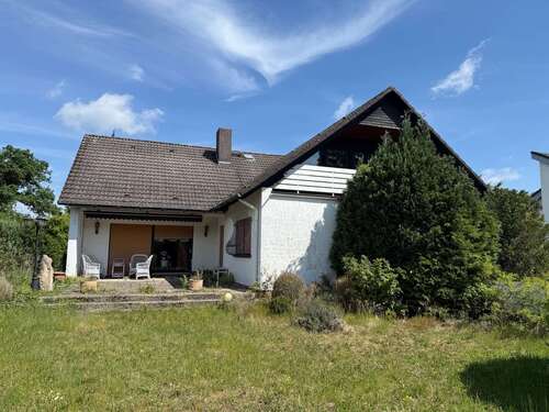 Foto - Haus zum Kaufen in Großburgwedel 495.000,00 € 233 m²