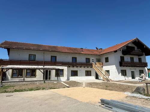 Foto - Wohnung zum Mieten in Ainring 920,00 € 115 m²
